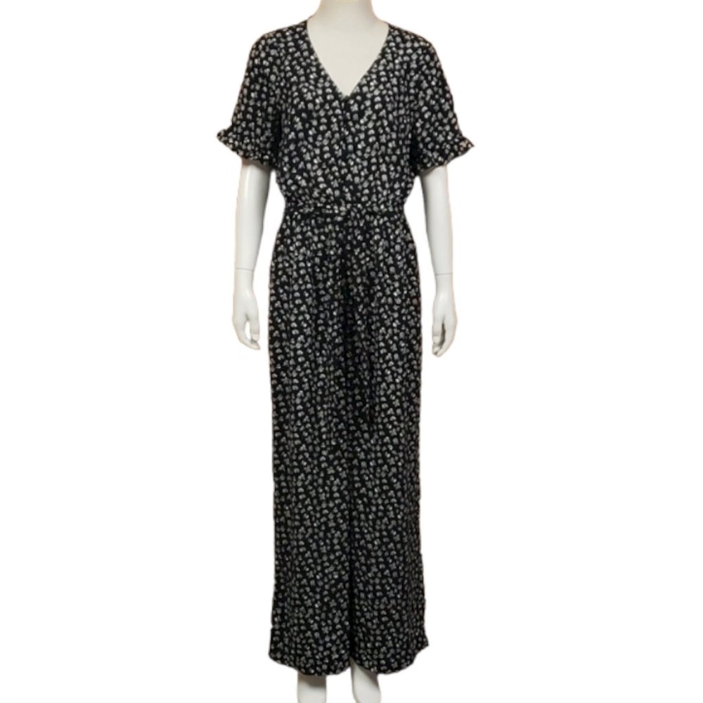 CeCe Jumpsuit 8 Floral Ruffle Belted V-Neck Black White Career Brunch Guestwear